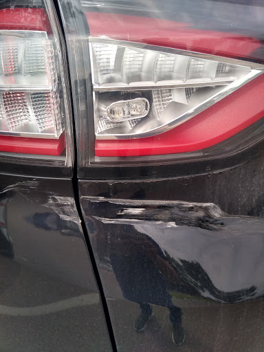 Auto Repair Shop «Victory Auto Service & Glass», reviews and photos, 64 Lake Dr E, Chanhassen, MN 55317, USA