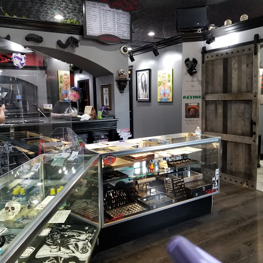 Tattoo Shop «Red Dragon Tattoo & Piercing», reviews and photos, 9242 Colerain Ave, Cincinnati, OH 45251, USA
