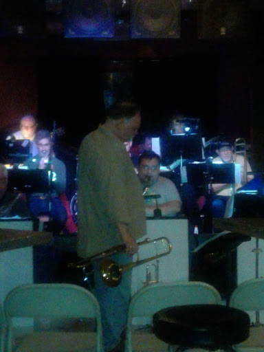 Live Music Venue «Red Line Tap», reviews and photos, 7006 N Glenwood Ave, Chicago, IL 60626, USA