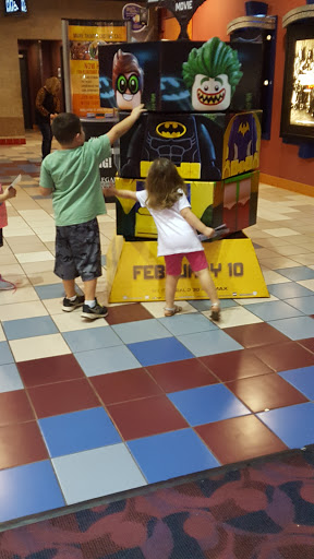 Movie Theater «Regal Cinemas Longview 14», reviews and photos, 3070 N Eastman Rd, Longview, TX 75605, USA