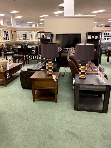 Furniture Store «Raymour & Flanigan Furniture and Mattress Store», reviews and photos, 2100 NJ-38, Cherry Hill, NJ 08002, USA