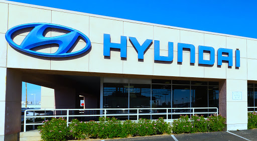 Mazda Dealer «Jim Click Mazda Auto Mall Tucson», reviews and photos, 700 W Auto Mall Dr, Tucson, AZ 85705, USA