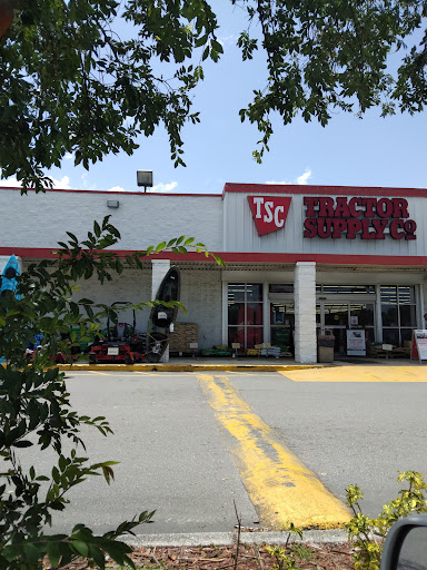 Home Improvement Store «Tractor Supply Co.», reviews and photos, 35874 US-27, Haines City, FL 33844, USA