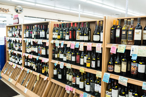 Italian Grocery Store «DeVitis Fine Italian Foods», reviews and photos, 560 E Tallmadge Ave, Akron, OH 44310, USA