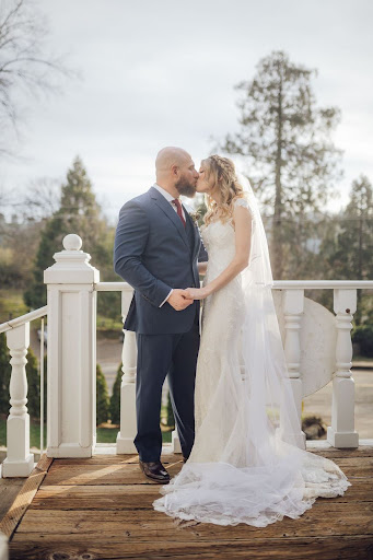 Sequoia Mansion by Wedgewood Weddings image