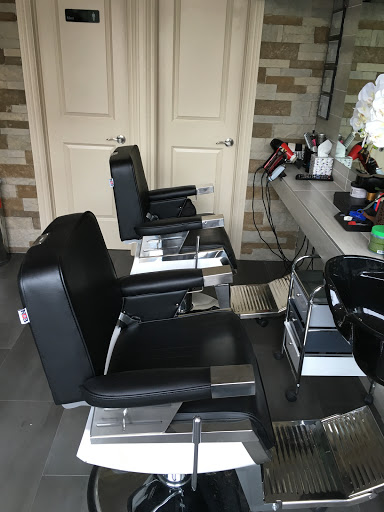 Hair Salon «Cortelyou Style Beauty & Hair Salon», reviews and photos, 916 Cortelyou Rd, Brooklyn, NY 11218, USA