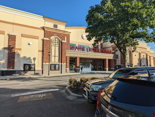 Movie Theater «Regal Cinemas Beaver Creek 12», reviews and photos, 1441 Beaver Creek Commons Dr, Apex, NC 27502, USA