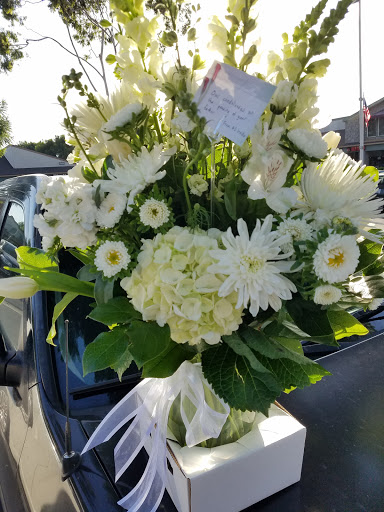 Florist «Irvine Village Flowers», reviews and photos, 15415 Jeffrey Rd #102, Irvine, CA 92618, USA