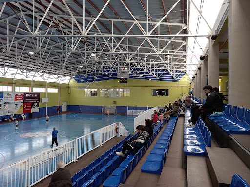 Ayuntamiento De Ibi - POLIDEPORTIVO MUNICIPAL Y PISCINAS - en Ibi, Alicante