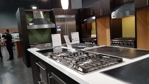 Electronics Store «Best Buy», reviews and photos, 1615 38th St S, Fargo, ND 58103, USA