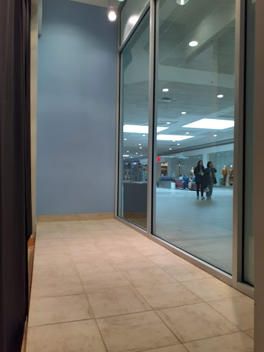 Clothing Store «Buckle», reviews and photos, 3040 E 3rd St, Bloomington, IN 47401, USA