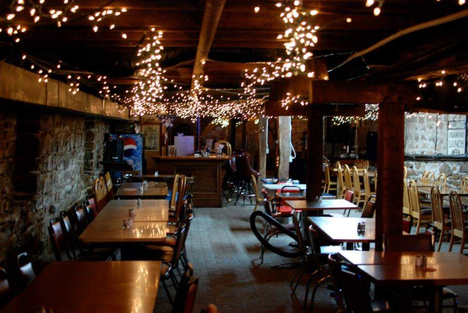 Blue Moon Restaurant 67467