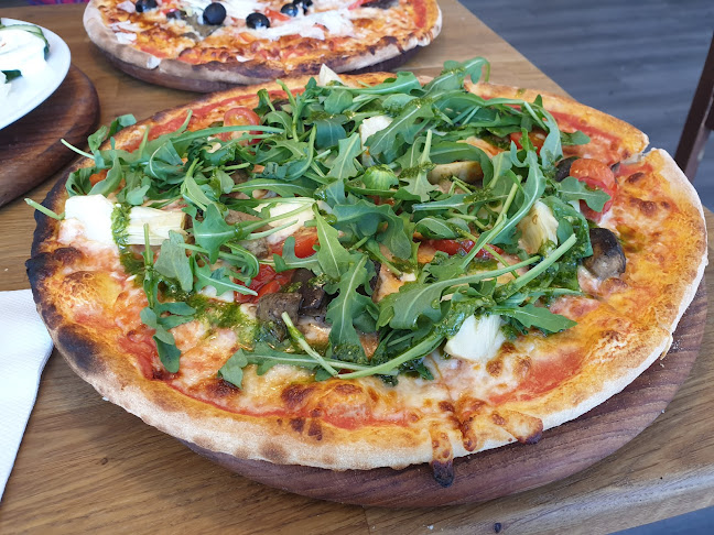 Anmeldelser af Pizza Naples i Birkerød - Pizza