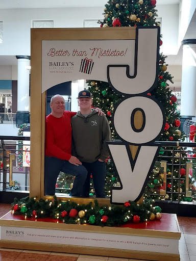 Shopping Mall «Crabtree Valley Mall», reviews and photos, 4325 Glenwood Ave, Raleigh, NC 27612, USA