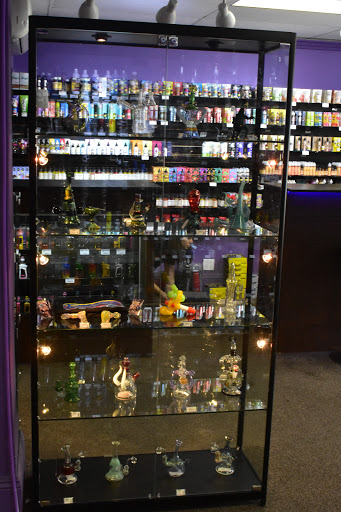 Vaporizer Store «Smoke Spot Smoke Shop», reviews and photos, 24424 Hawthorne Blvd, Torrance, CA 90505, USA