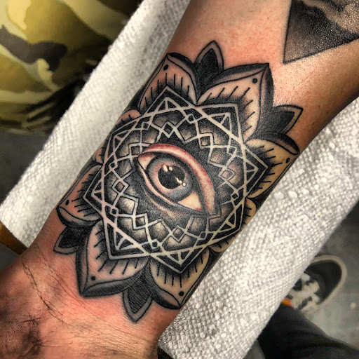 Tattoo Shop «OLD TOWN INK», reviews and photos, 7154 E 2nd St, Scottsdale, AZ 85251, USA