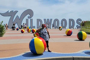 Wildwoods Parking Lot image