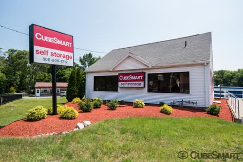 Self-Storage Facility «CubeSmart Self Storage», reviews and photos, 503 N Bedford St, East Bridgewater, MA 02333, USA