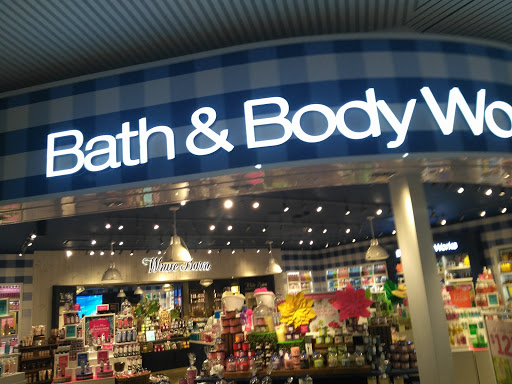 Shopping Mall «Melbourne Square Mall», reviews and photos, 1700 W New Haven Ave, Melbourne, FL 32904, USA