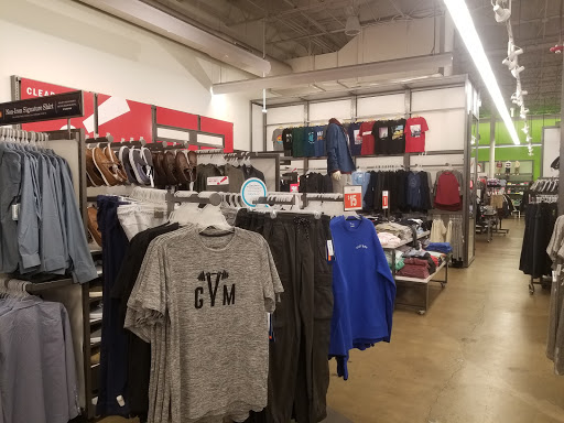 Clothing Store «Old Navy», reviews and photos, 1250 S Washington St, North Attleborough, MA 02760, USA
