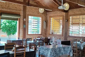 Restaurante Canto do Lago image