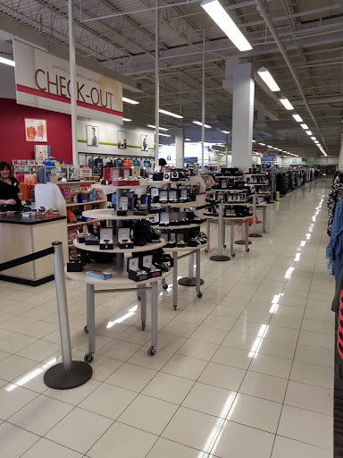 Clothing Store «Burlington Coat Factory», reviews and photos, 480 Boston Rd, Billerica, MA 01821, USA