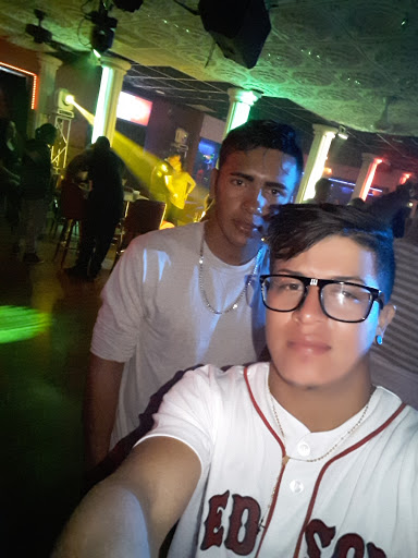 Dance Club «Viva Le Mirage», reviews and photos, 5990 Winkler Rd, Fort Myers, FL 33919, USA