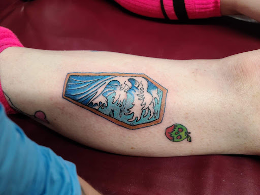 Explore easy henna tattoo ideas, creative tattoo ideas in San Angelo, available at Alchemy Tattoo and Piercing Studio