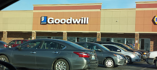 Thrift Store «Goodwill», reviews and photos