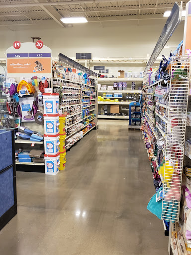Pet Supply Store «PetSmart», reviews and photos, 159 N Weber Rd, Bolingbrook, IL 60490, USA
