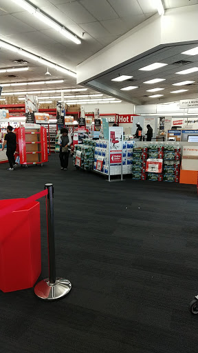 Office Supply Store «Staples», reviews and photos, 135 Bloomfield Ave, Bloomfield, NJ 07003, USA