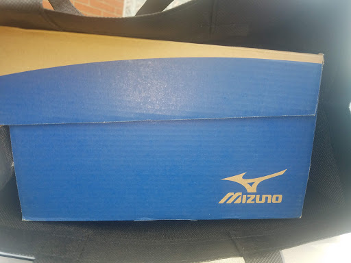 Running Store «Hansons Running Shop», reviews and photos, 8409 Hall Rd, Utica, MI 48317, USA