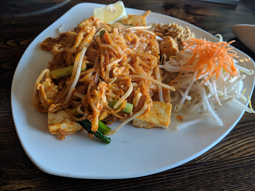 Do Sit Thai Cuisine