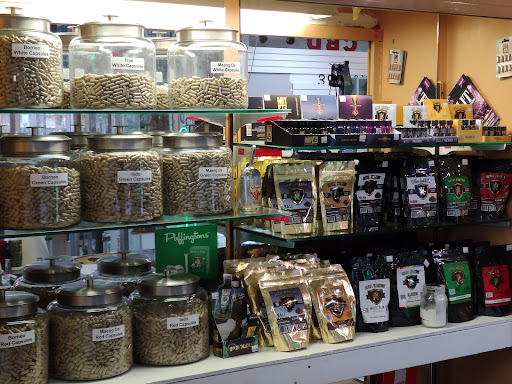 Tobacco Shop «Hempire State Smoke Shop», reviews and photos, 2340 Lyell Ave, Rochester, NY 14606, USA