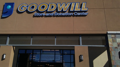 Thrift Store «Buckeye Goodwill Retail Store & Donation Center», reviews and photos