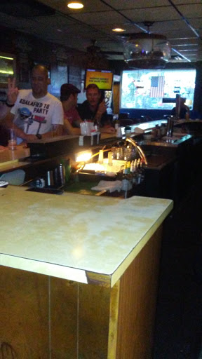 Liquor Store «Metz Package Liquors», reviews and photos, 2136 S Atlantic Ave, Daytona Beach, FL 32118, USA