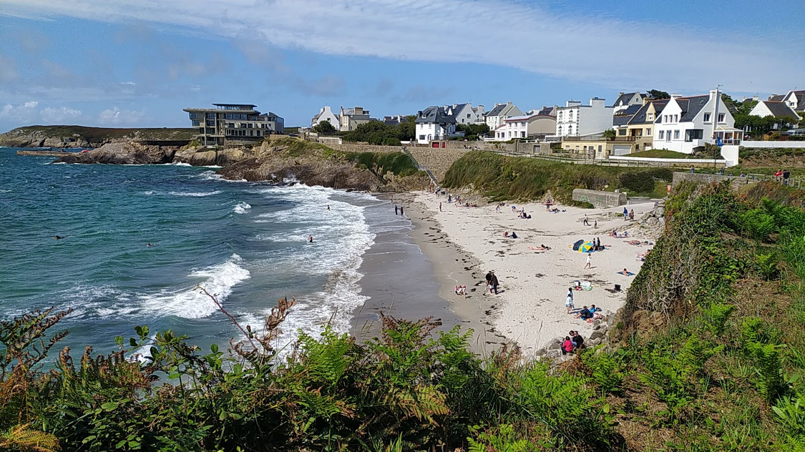 Foto de Plage de Portez zona salvaje