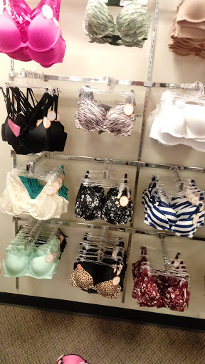 Department Store «JCPenney», reviews and photos, 5100 N Montclair Plaza Ln, Montclair, CA 91763, USA