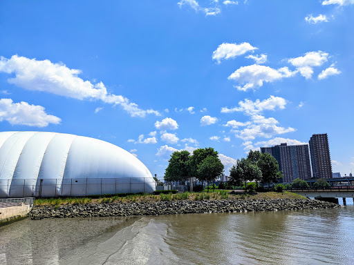 Tennis Court «Stadium Tennis Center», reviews and photos, 725 Gateway Center Blvd, Bronx, NY 10451, USA