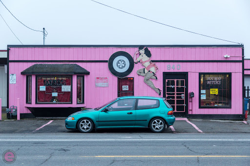 Tattoo Shop «Hot Rod Betties Tattoo», reviews and photos, 940 Edgewater St NW, Salem, OR 97304, USA