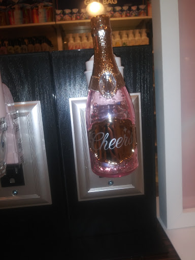 Shopping Mall «Midway Mall», reviews and photos, 3433 Midway Mall, Elyria, OH 44035, USA