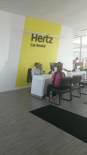 Used Car Dealer «Hertz Car Sales San Antonio North East», reviews and photos, 12528 I-35, Live Oak, TX 78233, USA