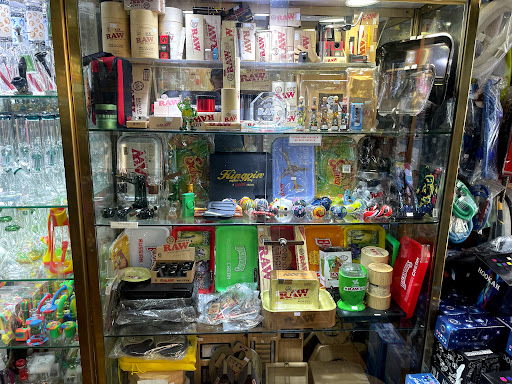 Hookah Bar «Brooklyn Smoke Shop Inc», reviews and photos, 198 Flatbush Ave, Brooklyn, NY 11217, USA