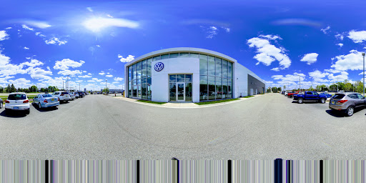 Volkswagen Dealer «Elgin Volkswagen», reviews and photos, 2630 Auto Mall Dr, Elgin, IL 60124, USA