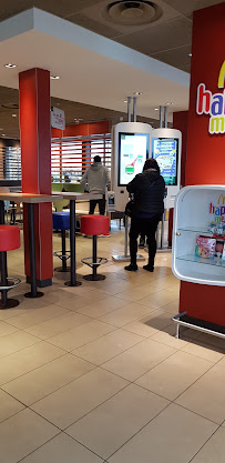 Atmosphère du Restauration rapide McDonald's Bois d'Arcy - n°7