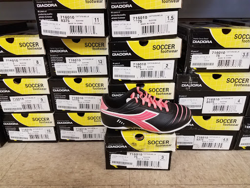 Sporting Goods Store «Stateline Sports», reviews and photos, 22 Bridge St, West Lebanon, NH 03784, USA