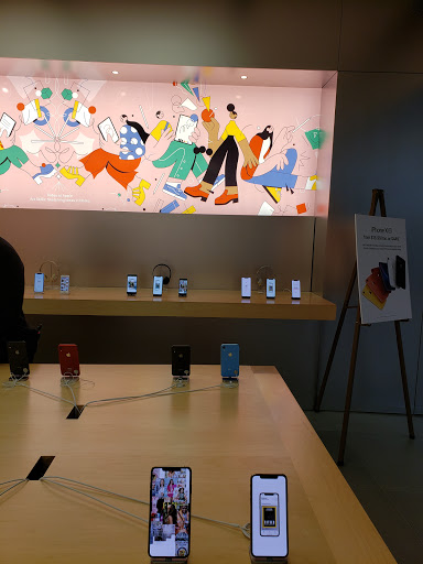 Computer Store «Apple Fair Oaks», reviews and photos, 11750 Fair Oaks Mall, Fairfax, VA 22033, USA