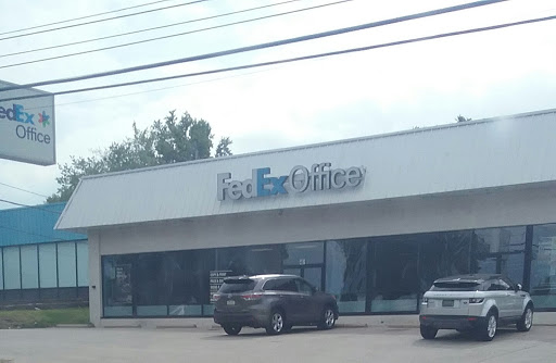 Print Shop «FedEx Office Print & Ship Center», reviews and photos, 461 W Germantown Pike, Plymouth Meeting, PA 19462, USA