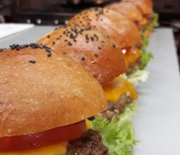 Luna de miel cafe y deli photo