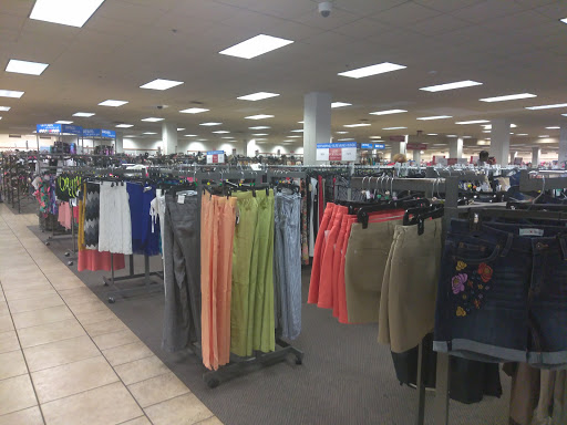 Clothing Store «Burlington Coat Factory», reviews and photos, 3662 W Camp Wisdom Rd, Dallas, TX 75237, USA